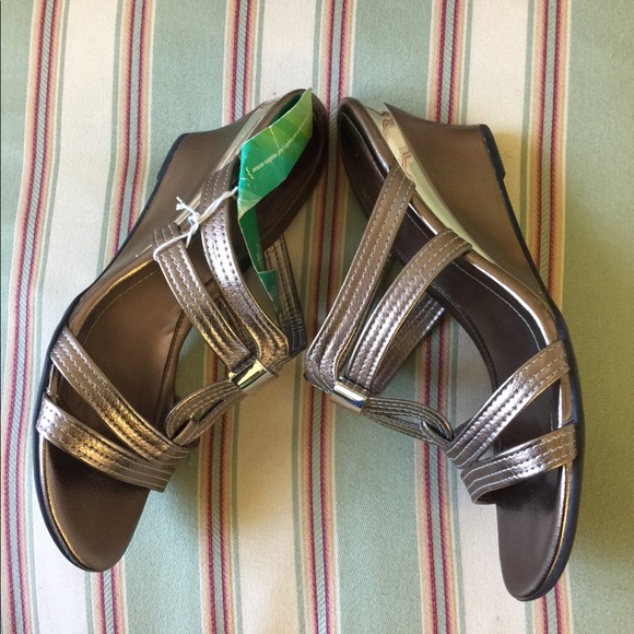 Sole Sensibility Sandals - Picture 3 of 8